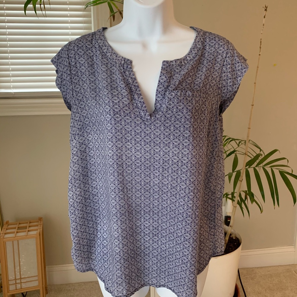 Jones&Co flowy printed top